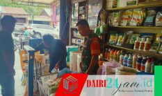 Babinsa Koramil 01/Sumbul Cek Ketersediaan Pupuk Bersubsidi di Kios Pegagan Julu 1