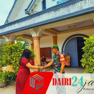 Babinsa Koramil 01/Sumbul Monitoring Kegiatan Ibadah Umat Kristiani di Gereja HKBP Glory 