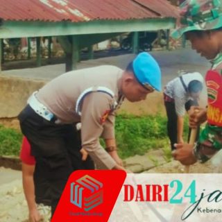 Sinergi TNI-Polri dan Warga: Serma S. Umri Pimpin Gotong Royong di Desa Kuta Buluh