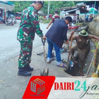 Wujudkan Desa Bersih  Dan Sehat, Serda Hasanadi Babinsa Koranil 05/TP Gotong  Royong  Bersama Warga  Desa Balan Dua