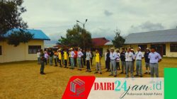 Bentuk Karakter Disiplin Pelajar, Babinsa Koramil 01/Sumbul Latih PBB Siswa SMA Rismaduma