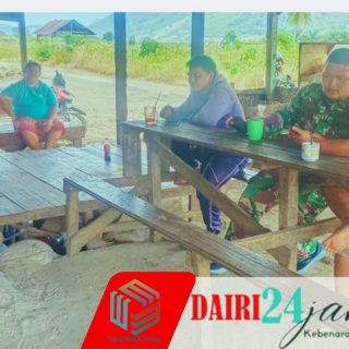 Pererat Silaturahmi dan Jaga Kondusivitas Wilayah, Serma Supriadi Hutasoit Gelar Komsos Bersama Warga Pasir Tengah