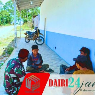Perkokoh Silaturahmi dan Kemanunggalan TNI-Rakyat, Babinsa Koramil 05/Tanah Pinem Gelar Komsos Bersama Warga Lau Primbon