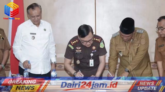 Perkuat Sinergi Pendidikan, Pemkab Dairi Teken MoU Jaksa Sahabat Pendidik Bersama Kejari Dairi