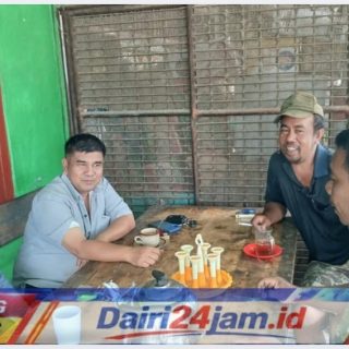 Pererat Silaturahmi dan Kemanunggalan TNI-Rakyat, Serda Ja. Ginting Gelar Komsos Bersama Warga Lau Tawar
